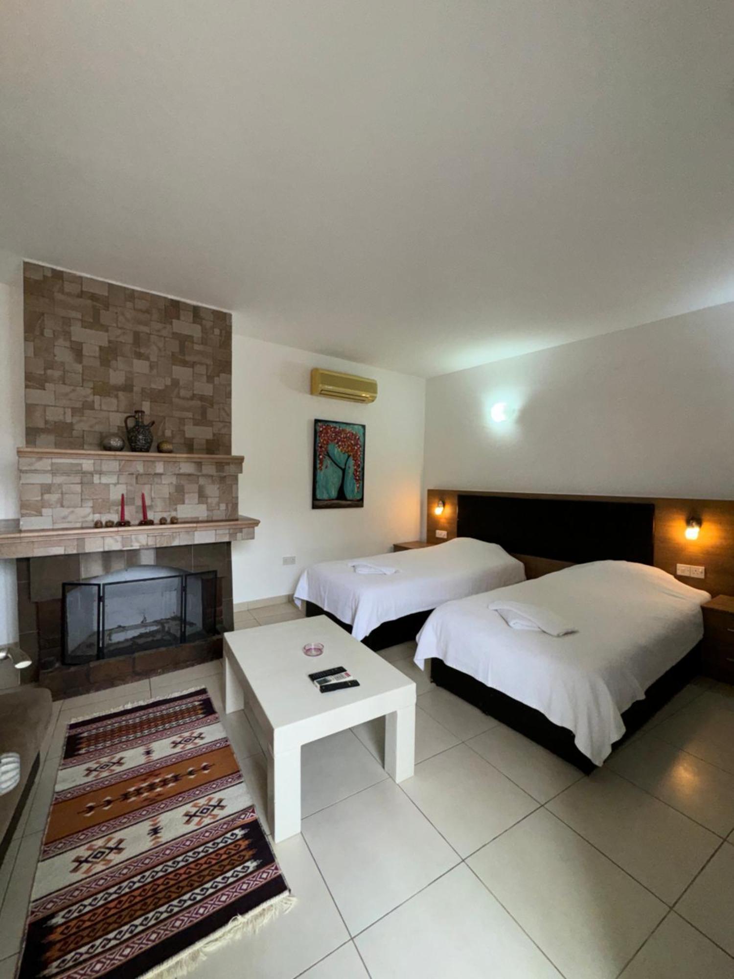 Betul Guest House Famagusta  Exterior photo