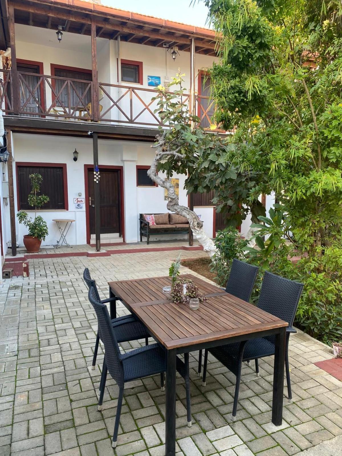 Betul Guest House Famagusta  Exterior photo